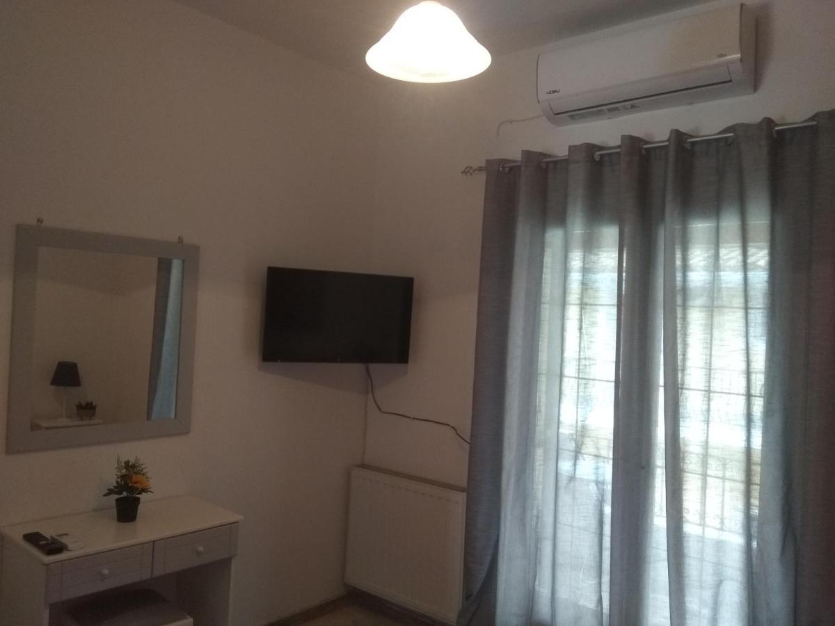 Demy'S Studio Daire Acharavi  Dış mekan fotoğraf