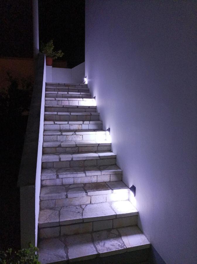 Demy'S Studio Daire Acharavi  Dış mekan fotoğraf